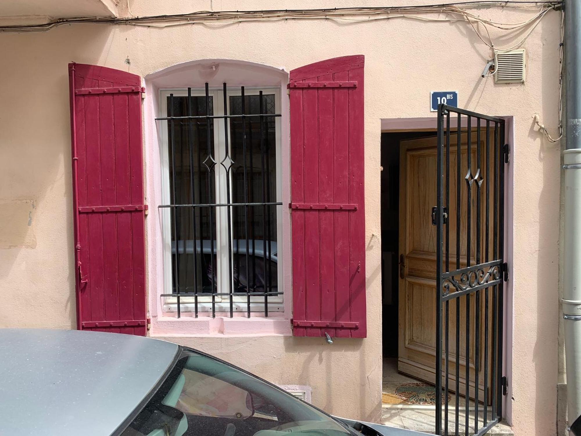 Tres Bel Appartement Cosy Et Chaleureux A 尼姆 外观 照片